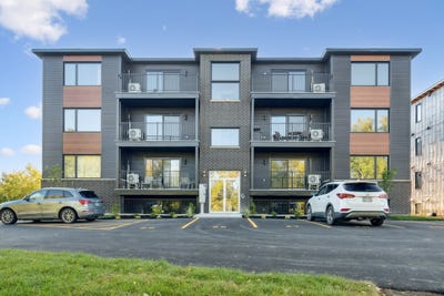 /international/ca/4a-rue-henderson-huntingdon-quebec-310102369650/