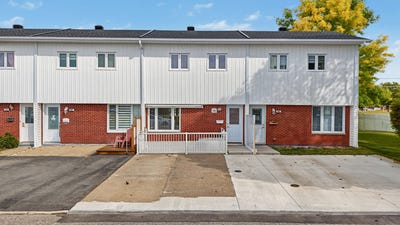 /international/ca/98-rue-robert-joncas-rimouski-quebec-310110400447/