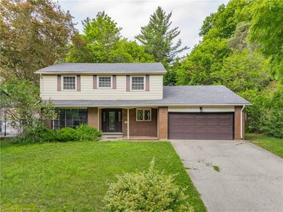 /international/ca/256-shakespeare-drive-waterloo-ontario-310120031348/