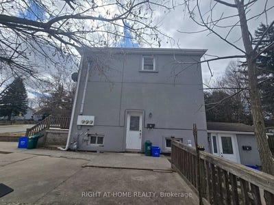 /international/ca/3-18-ewing-street-halton-hills-ontario-310106822573/