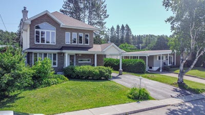 /international/ca/298-rue-des-chenes-mont-laurier-qc-j9l2h2-ca-mont-laurier-quebec-310101206609/?lang=en