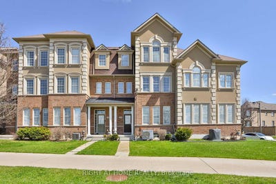 /international/ca/10681-woodbine-avenue-markham-ontario-310107522605/