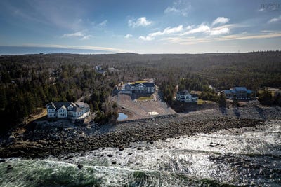 /international/ca/458-ketch-harbour-road-bear-cove-nova-scotia-310108562824/