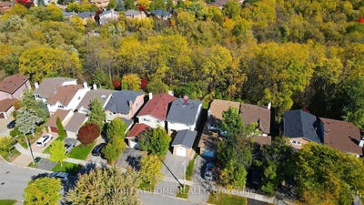 /international/ca/32-macauley-drive-markham-ontario-310106822812/