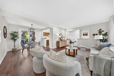 /international/ca/31-mulberry-lane-waterloo-ontario-310120539546/
