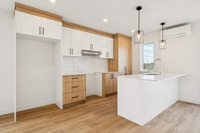 /international/ca/311-rue-viau-salaberry-de-valleyfield-quebec-310102368907/
