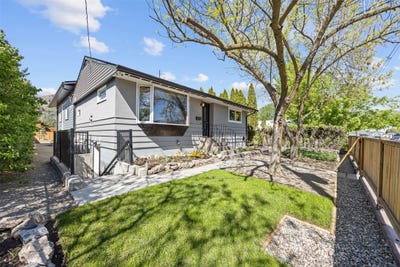 /international/ca/4202-34-street-vernon-british-columbia-310107703598/