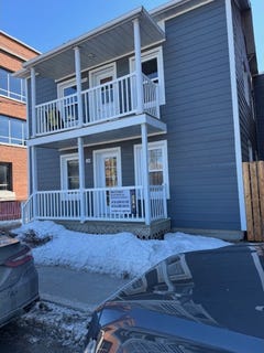 /international/ca/26-30a-rue-jacques-cartier-e-chicoutimi-quebec-310106592935/
