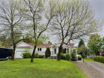 /international/ca/12-rue-bellevue-chandler-quebec-310108784933/