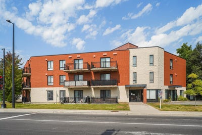 /international/ca/10425-boul-gouin-o-pierrefonds-roxboro-qc-h8y1w6-ca-pierrefonds-roxboro-quebec-310098611485/?lang=zh-cn