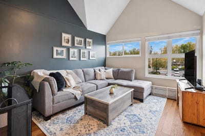 /international/ca/4925-elliott-street-10-delta-british-columbia-310120033883/