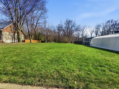 /international/ca/rue-st-maurice-saint-jean-sur-richelieu-quebec-310106592610/