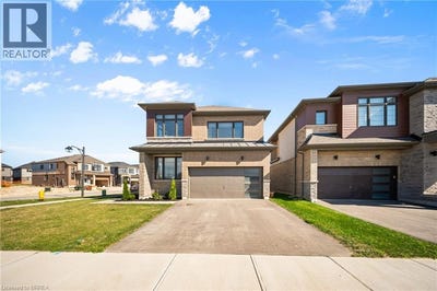 /international/ca/1-bee-crescent-brantford-ontario-310108515511/
