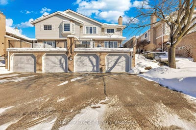 /international/ca/3-104-woodlawn-road-e-guelph-ontario-310107556506/