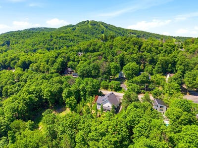 /international/ca/194-rue-montcalm-bromont-quebec-310105810899/