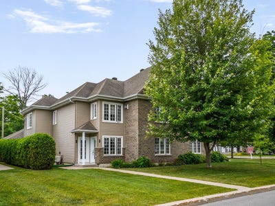 /international/ca/1869-rue-mere-emilie-gamelin-joliette-quebec-310107009447/