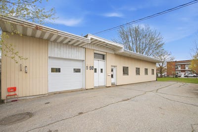 /international/ca/1390-av-de-la-bruere-saint-hyacinthe-quebec-310105890716/