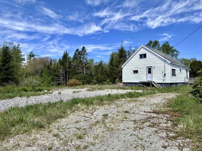 /international/ca/3583-highway-3-east-green-harbour-nova-scotia-310102746534/