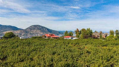 /international/ca/235-middle-bench-road-n-penticton-british-columbia-310120473903/