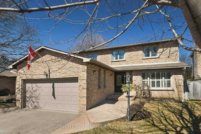 /international/ca/885-dales-avenue-newmarket-ontario-310107555901/