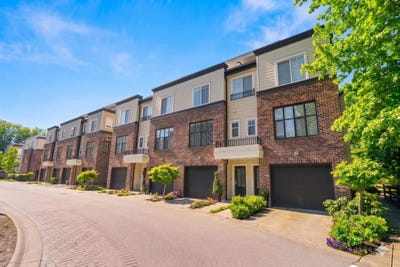 /international/ca/15588-32-avenue-2-surrey-british-columbia-310108001466/