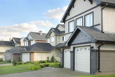 /international/ca/545-avenue-roslyn-montreal-qc-h3y2t6-ca-montreal-quebec-310095286066/?lang=zh-cn