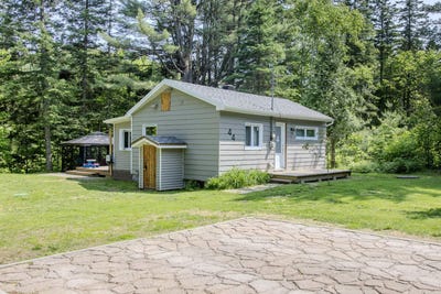 /international/ca/44-rue-le-rossignol-sainte-brigitte-de-laval-qc-g0a3k0-ca-sainte-brigitte-de-laval-quebec-310098205069/?lang=zh-tw