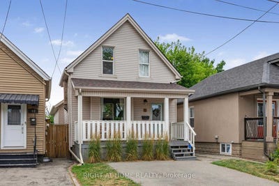 /international/ca/71-robins-avenue-hamilton-ontario-310101321932/?lang=it