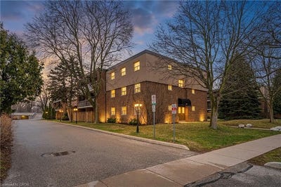 /international/ca/640-grey-street-brantford-ontario-310107358427/