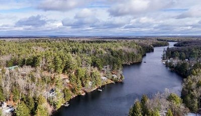 /international/ca/bracebridge-ontario-310108595509/