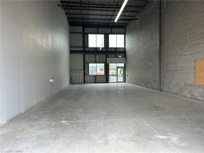 /international/ca/406-pritchard-road-hamilton-ontario-310094231622/