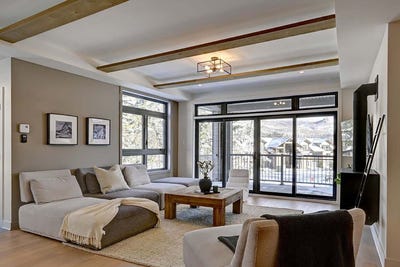 /international/ca/3010-allee-du-valais-101-mont-tremblant-quebec-310101016402/?lang=de