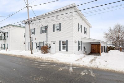 /international/ca/342-rue-notre-dame-e-trois-rivieres-quebec-310105057185/