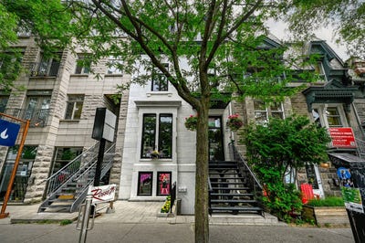 /international/ca/3943-rue-st-denis-le-plateau-mont-royal-qc-h2w2m4-ca-le-plateau-mont-royal-quebec-310101132075/