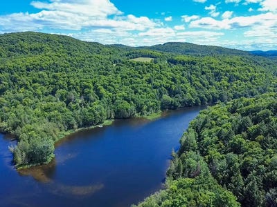 /international/ca/route-315-lac-simon-qc-j0v1e0-ca-lac-simon-quebec-310101132898/?lang=zh-tw
