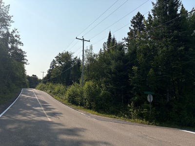 /international/ca/route-montcalm-entrelacs-quebec-310101484731/