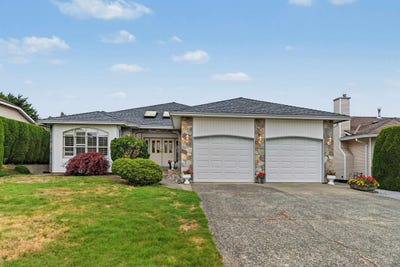 /international/ca/16155-16a-avenue-surrey-british-columbia-310120472611/