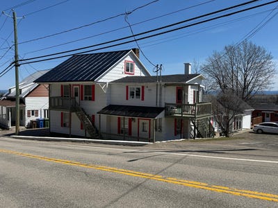 /international/ca/255-265-cote-bellevue-la-malbaie-qc-g5a3a8-ca-la-malbaie-quebec-310101157797/?lang=zh-tw