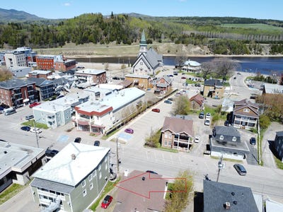 /international/ca/164-rue-john-nairne-la-malbaie-quebec-310108373533/