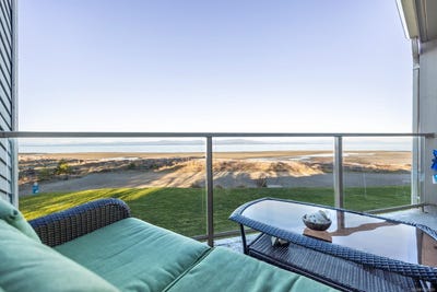 /international/ca/3295-island-hwy-w-208-qualicum-beach-british-columbia-310106051887/