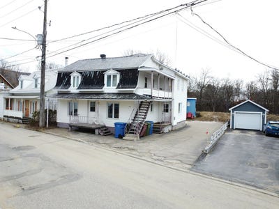 /international/ca/106-110-rue-st-joseph-baie-saint-paul-quebec-310106804620/