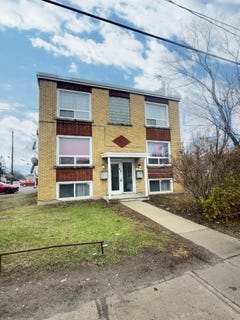 /international/ca/43-boul-fournier-hull-quebec-310107372556/