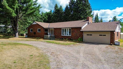 /international/ca/1012-clement-lake-road-highlands-east-ontario-310106108422/