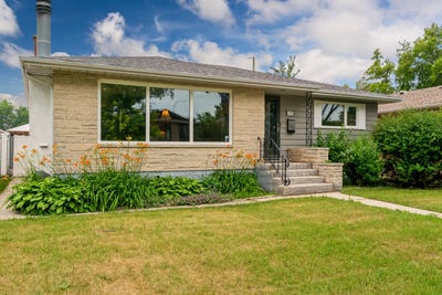 /international/ca/730-melrose-ave-w-winnipeg-mb-r2c-1p7-canada-winnipeg-manitoba-310100936162/?lang=en