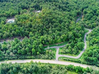 /international/ca/720-ch-de-gaspe-13-bromont-quebec-310107912513/