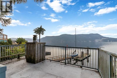/international/ca/6878-mark-lane-central-saanich-british-columbia-310107757056/