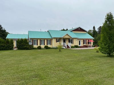 /international/ca/227-route-des-laurentides-metabetchouan-lac-a-la-croix-qc-g8g1n2-ca-metabetchouan-lac-a-la-croix-quebec-310100791520/?lang=zh-cn