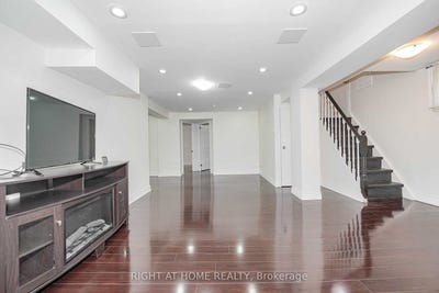 /international/ca/57-combermere-drive-toronto-ontario-310100488498/?lang=zh-cn