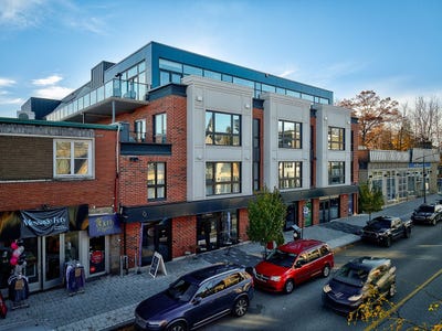 /international/ca/482-rue-principale-o-302-magog-quebec-310098473780/