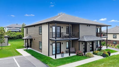 /international/ca/427-rue-alcide-c-horth-rimouski-qc-g5m0v9-ca-rimouski-quebec-310101131964/